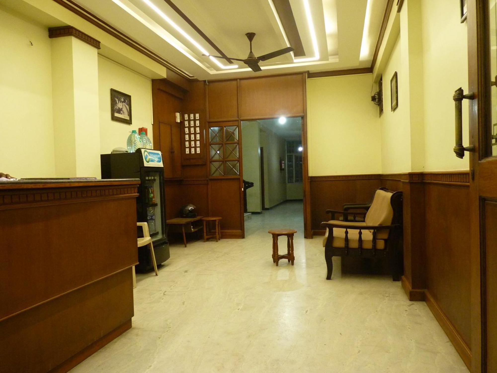 Nanda Lodge Mettuppalaiyam  Экстерьер фото