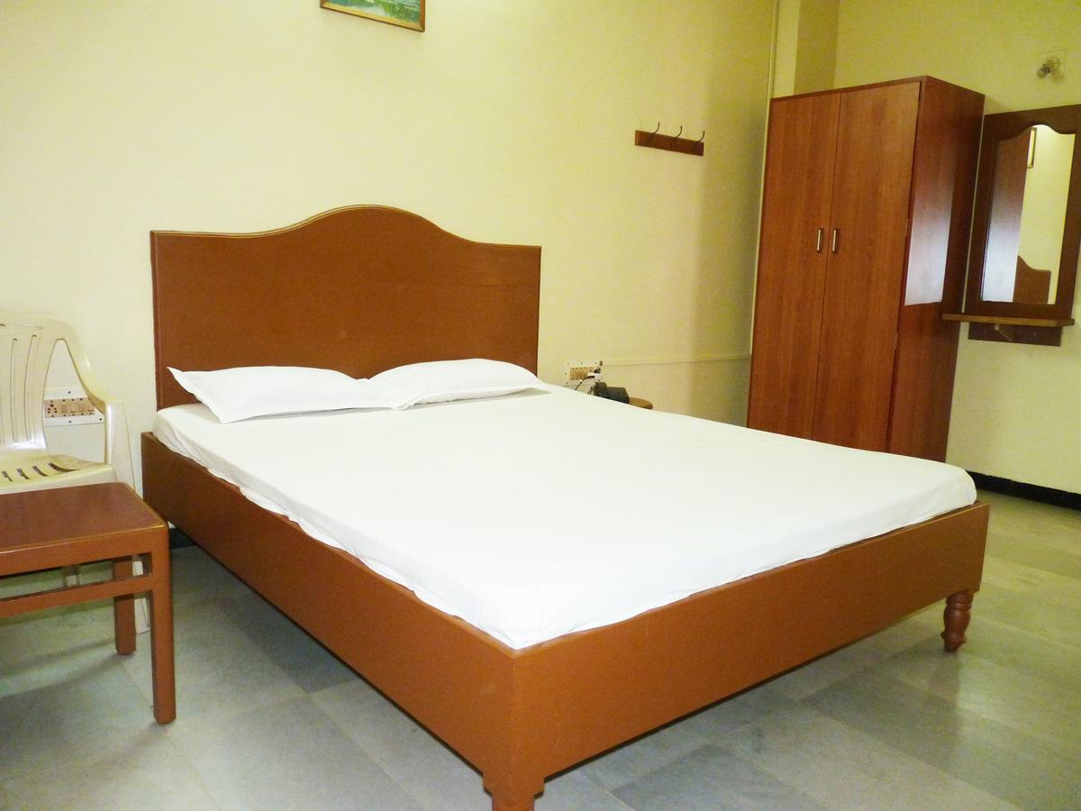 Nanda Lodge Mettuppalaiyam  Экстерьер фото